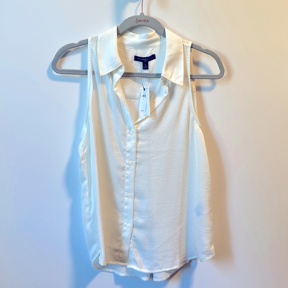 NWT Banana Republic White/Cream Blouse Small